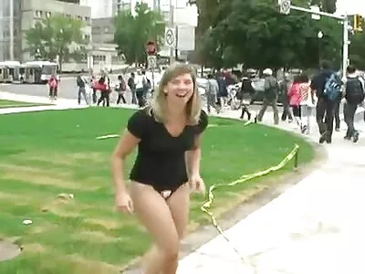 Kanepede Tanya amatör gizli çekim türk porno Tate ile Şehvet Dolu