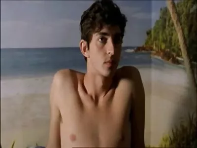 Prof. amatör çekim türkçe porno Phoenix Marie, Johnny'ye Başka Bir Seçenek Verdi