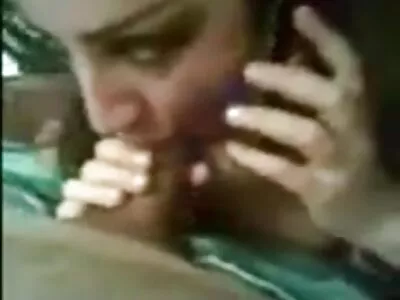Tombul esmer çalışır bir gizli amatör porno siyah çük
