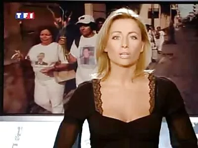 Baştan çıkarıcı kız amatör kamera porno var boşalmak üzerinde ona yüz