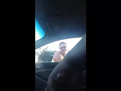 Taze lezbiyenler tutkuyla gizli amatör çekim sevişiyor
